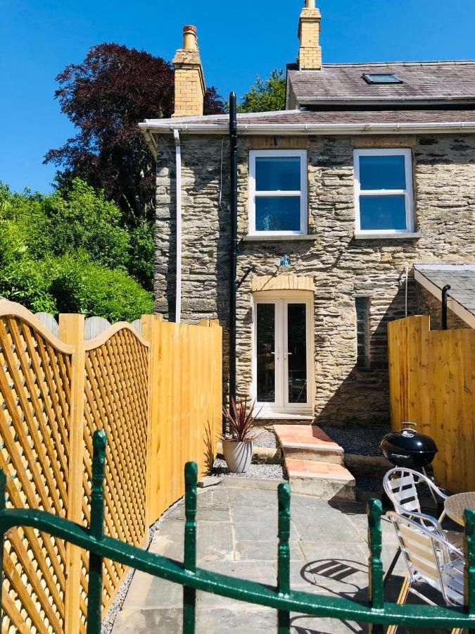 Mount Cottage 纽卡斯尔埃姆林 外观 照片